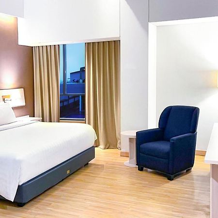 Hotel Harper Palembang By Aston Exteriér fotografie