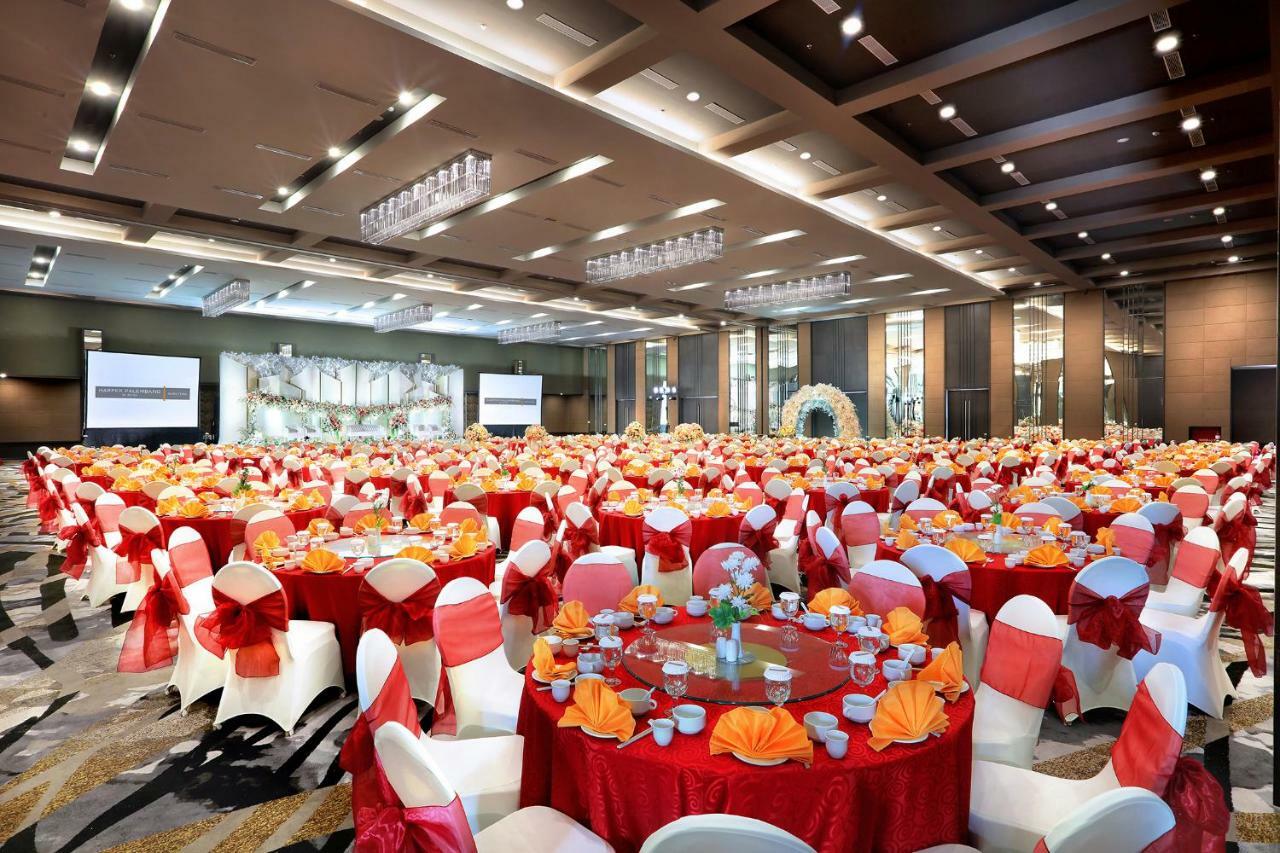 Hotel Harper Palembang By Aston Exteriér fotografie